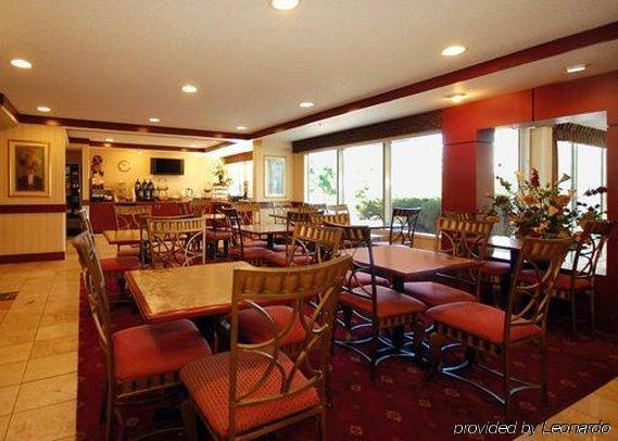 Quality Inn Milwaukee- 布鲁克菲尔德 餐厅 照片