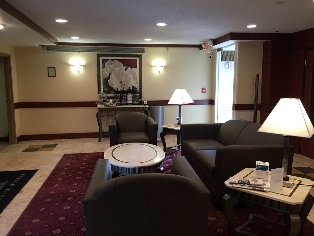 Quality Inn Milwaukee- 布鲁克菲尔德 外观 照片