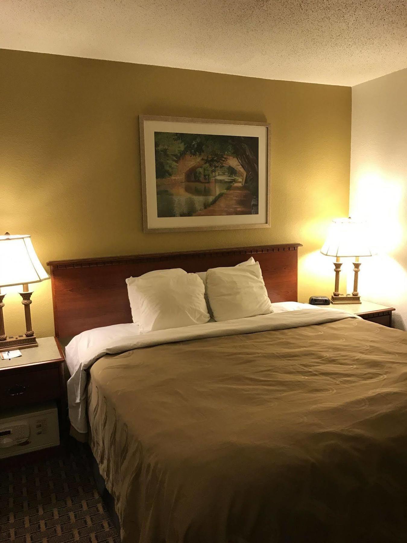 Quality Inn Milwaukee- 布鲁克菲尔德 外观 照片